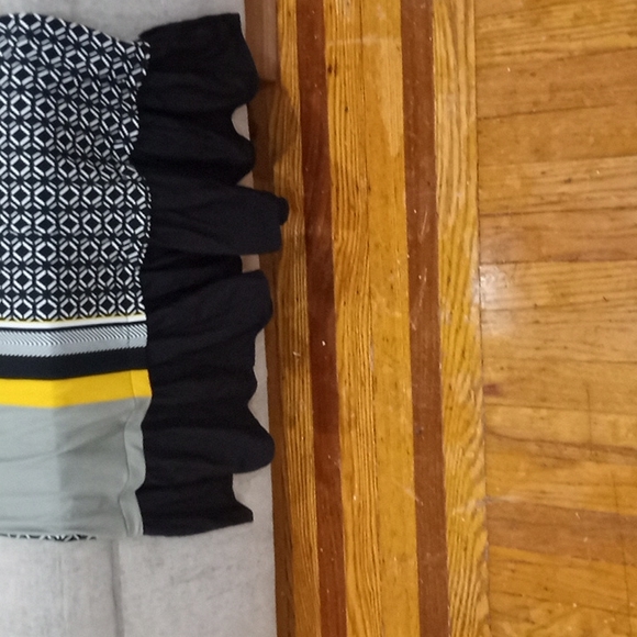 Top - Picture 5 of 8